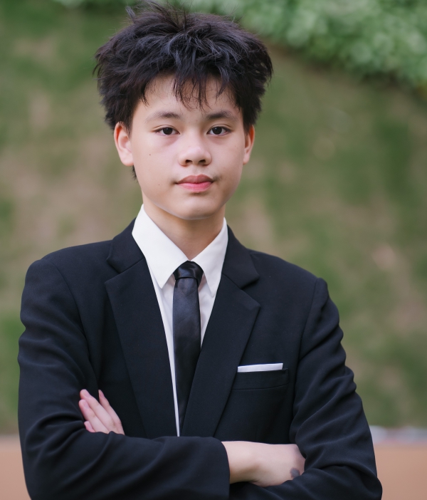 LẦN ĐẦU THỬ SỨC VỚI IELTS, 3 &ldquo;CH&Agrave;NG NGỰ L&Acirc;M&rdquo; LỚP 9 &ldquo;ẴM&rdquo; SỐ ĐIỂM ẤN TƯỢNG 8.5 V&Agrave; 8.0