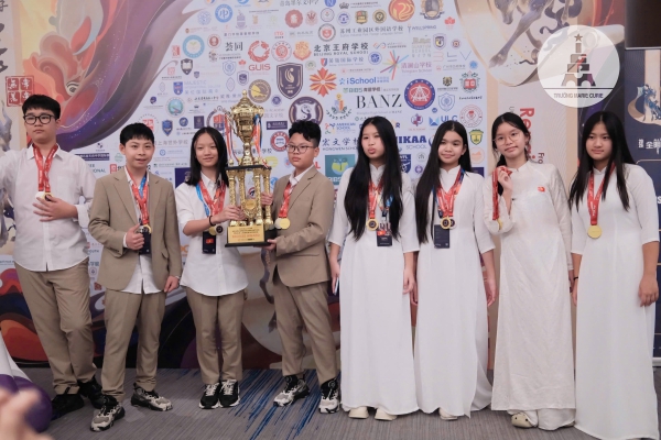 THCS-VP | MCER 8 ĐOẠT GIẢI CUỘC THI QUỐC TẾ VỀ DOANH NGHIỆP