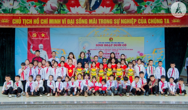 TỪ NHỮNG TIẾT HỌC &ldquo;ONLINE&rdquo; ĐẾN NG&Agrave;Y GẶP TRỰC TIẾP HỌC TR&Ograve; V&Ugrave;NG CAO