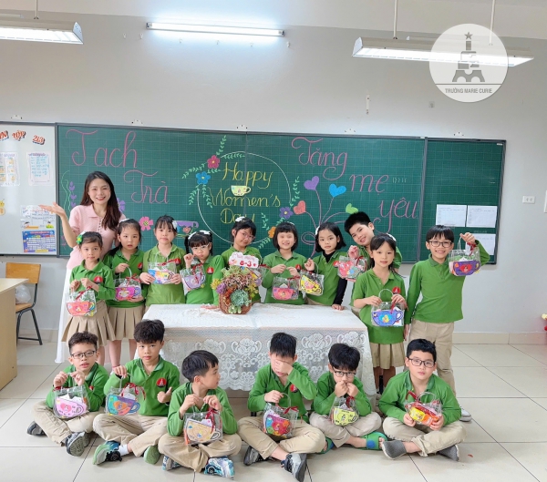 &ldquo;LỊM TIM&rdquo; VỚI NHỮNG C&Aacute;CH Y&Ecirc;U THƯƠNG CỦA MCER TRONG NG&Agrave;Y  8/3